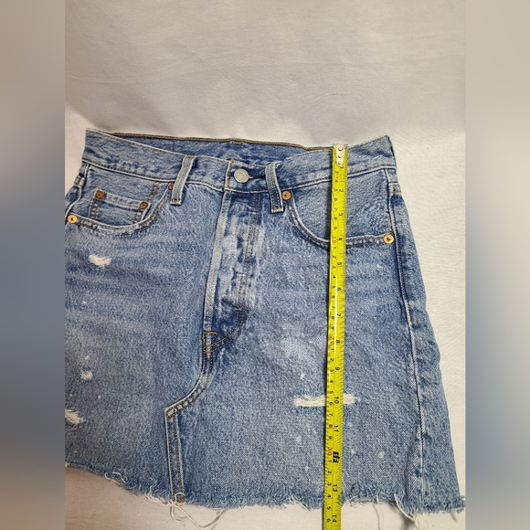 Levi's 34963-0001 deconstructed denim skirt Size 25 - Picture 5 of 7